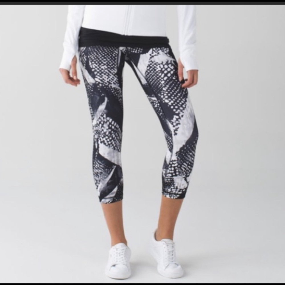 Lululemon leggings 4